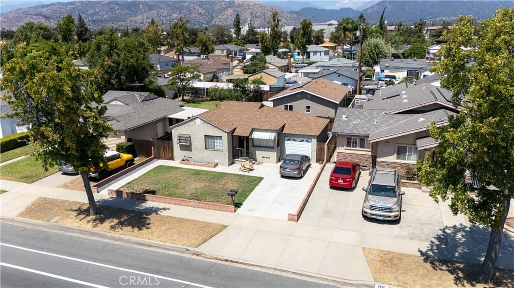 Home at 1421 Bonita, La Verne — photo 2 of 12