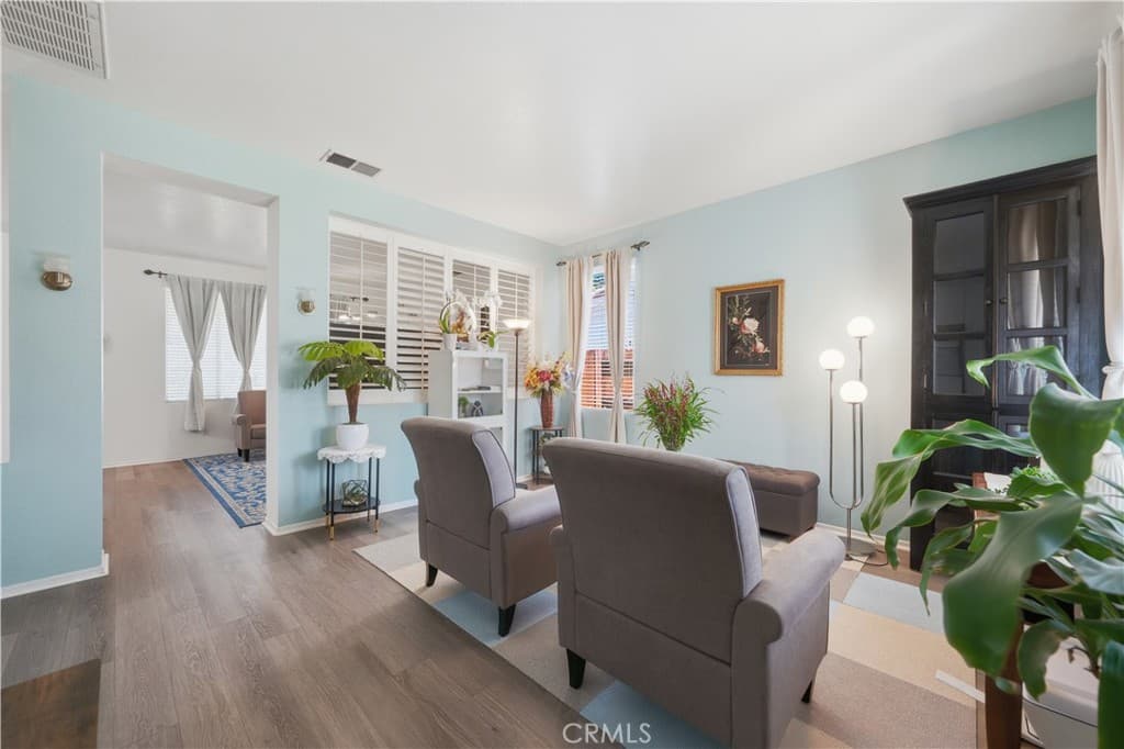 Home at 1509 Evans Avenue, Pomona — photo 4 of 12