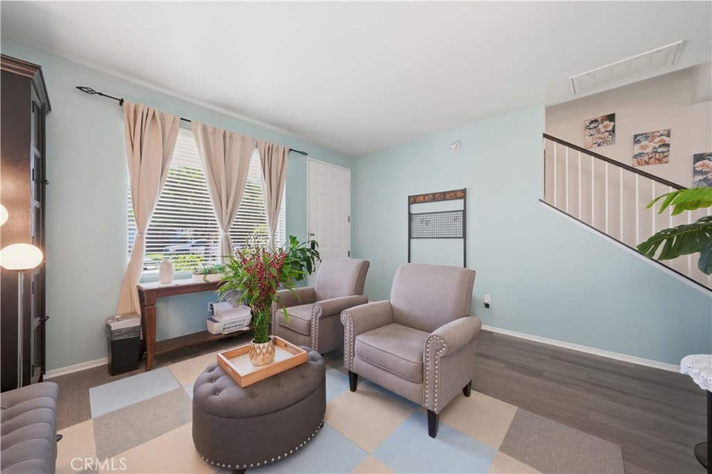Home at 1509 Evans Avenue, Pomona — photo 5 of 12