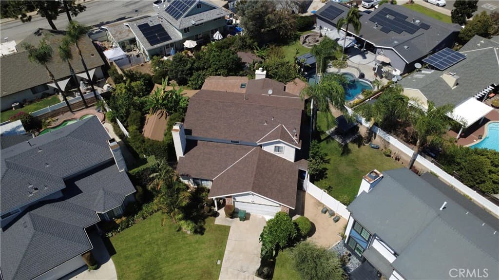 Home at 639 Damien, La Verne — photo 8 of 12
