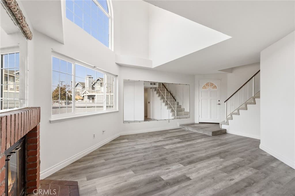 Townhouse at 100 N Glendora, Covina — photo 8 of 12