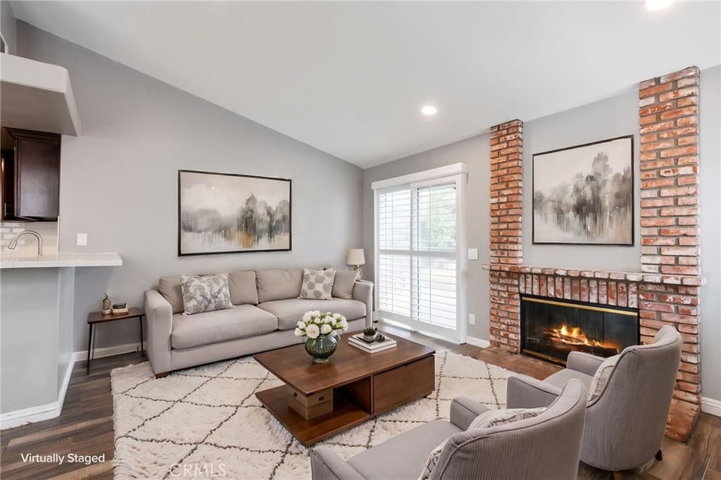 Condo at 895 Arbor Circle, La Verne — photo 11 of 12
