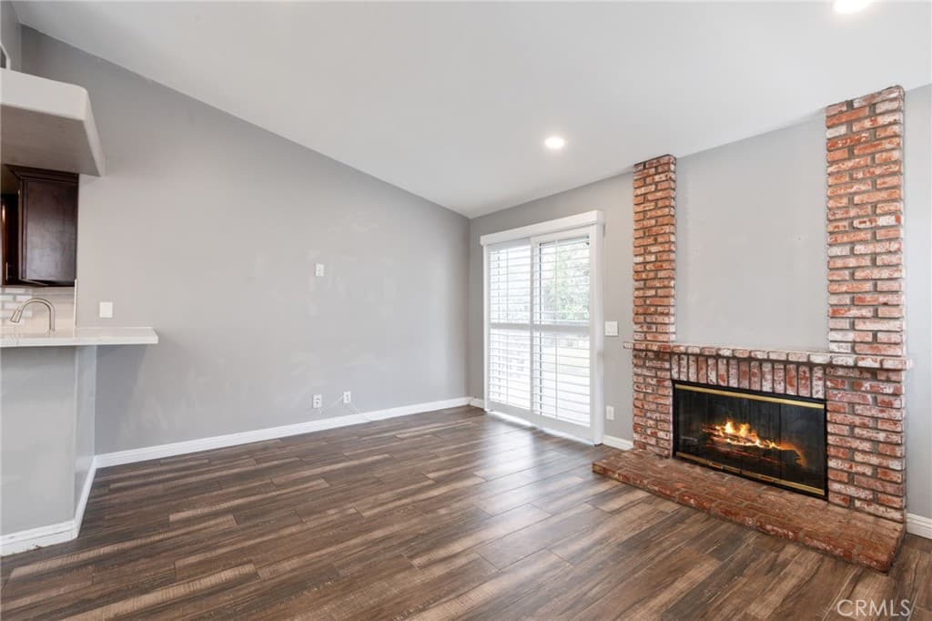 Condo at 895 Arbor Circle, La Verne — photo 12 of 12