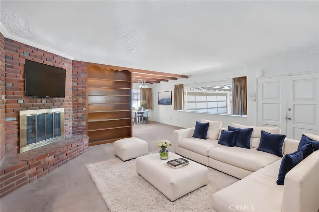 Home at 36 E Longden, Arcadia — photo 8 of 12