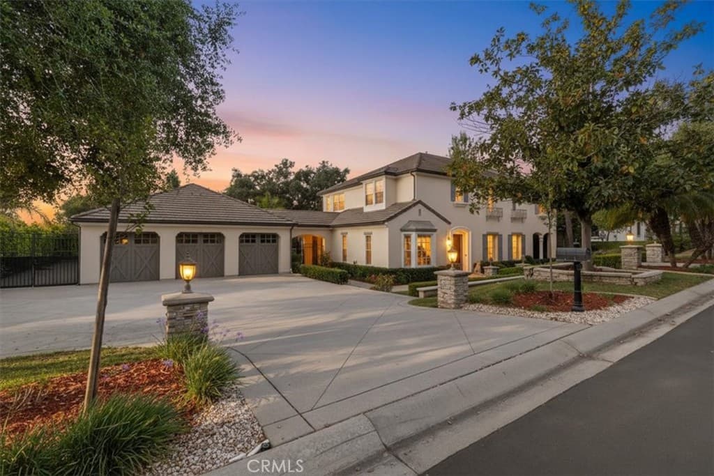 Home at 729 Carriage House Dr., Arcadia — photo 1 of 12