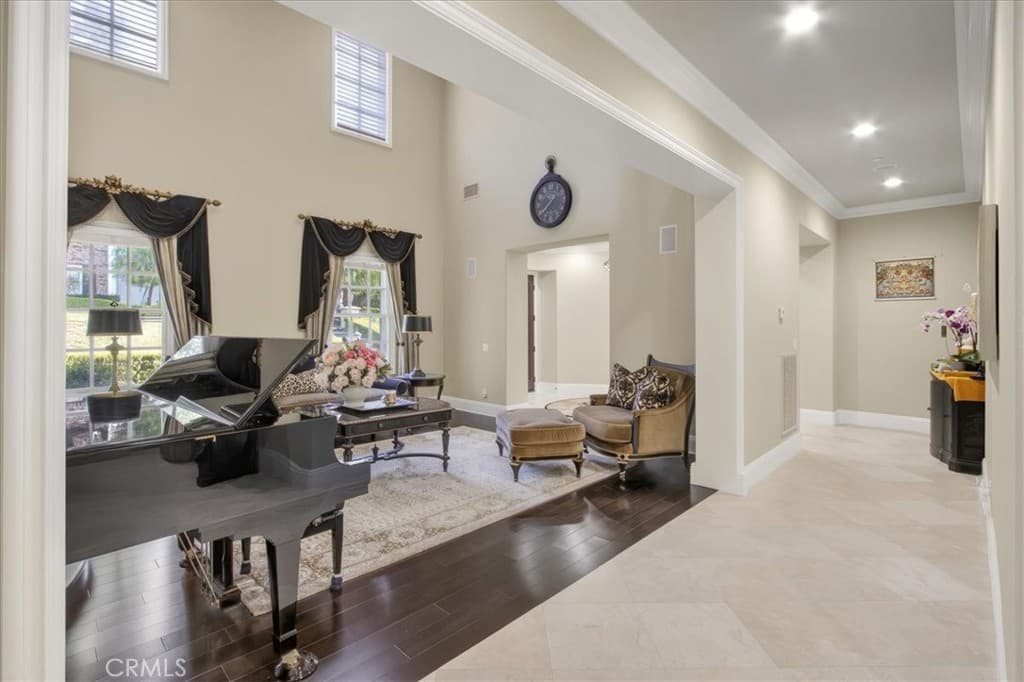 Home at 729 Carriage House Dr., Arcadia — photo 11 of 12