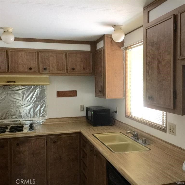 Home at 1560 S Otterbein Ave. 145, Rowland Heights — photo 9 of 12