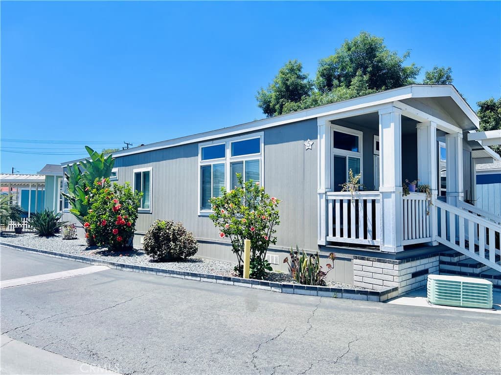 Home at 1560 S Otterbein Avenue 5, Rowland Heights — photo 1 of 12