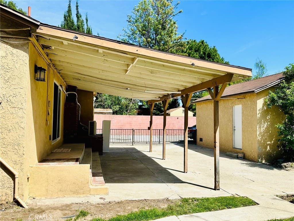 Multi-Family at 1375 /1377 N Sunflower Avenue, Covina — photo 7 of 12