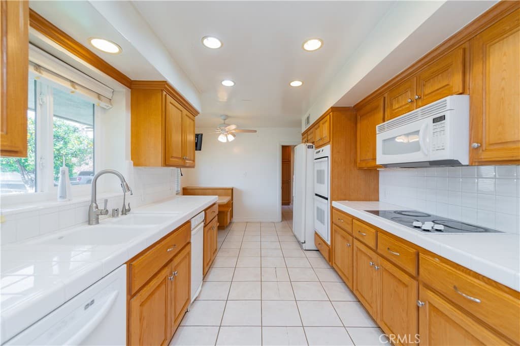 Home at 2847 N Monte Verde, Covina — photo 3 of 12