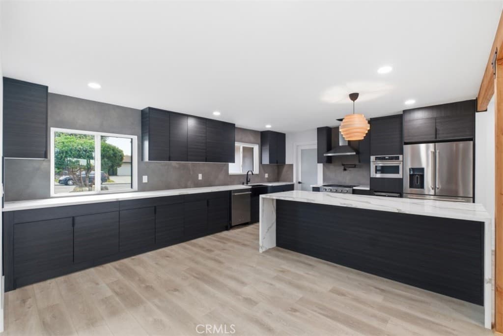Home at 1921 Wheaton, Claremont — photo 4 of 12