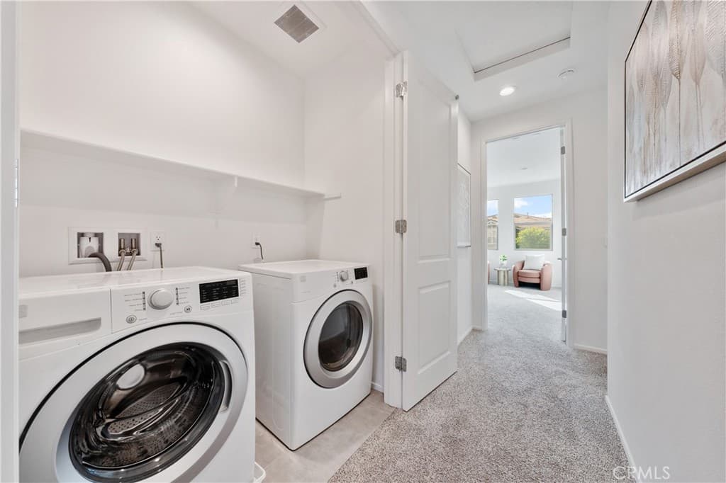 Townhouse at 818 Francesca Dr, Walnut — photo 11 of 12