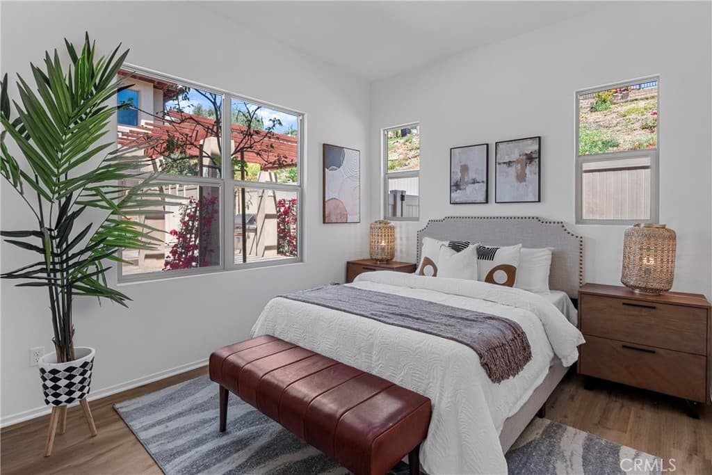 Townhouse at 810 Francesca, Walnut — photo 6 of 9