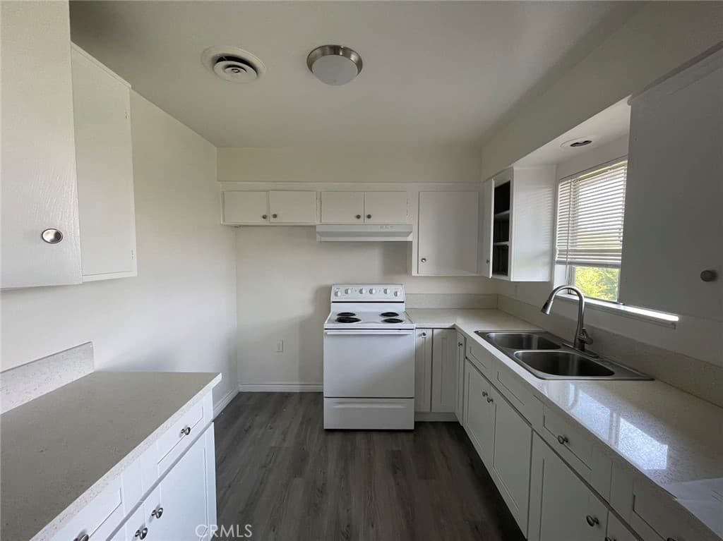 Home at 826 N Barranca, Covina — photo 4 of 7