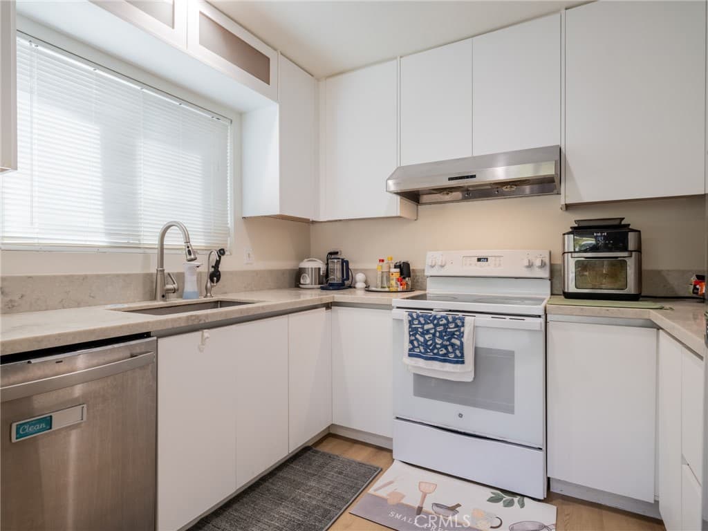 Condo at 1250 S Diamond Bar Blvd A, Diamond Bar — photo 7 of 12