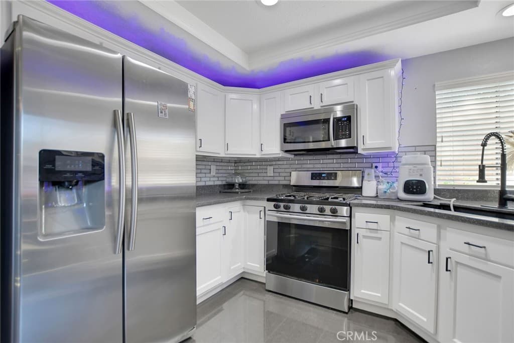 Condo at 22794 Lakeway 467, Diamond Bar — photo 11 of 12