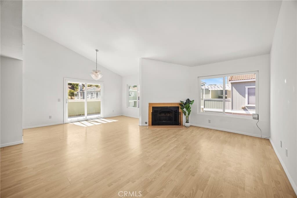 Townhouse at 950 Golden Springs Drive F, Diamond Bar — photo 11 of 12