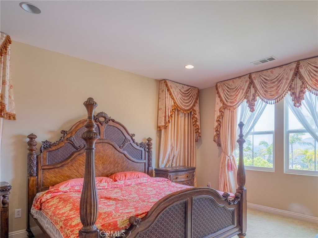 Home at 19709 Highland Terrace Dr, Walnut — photo 11 of 12
