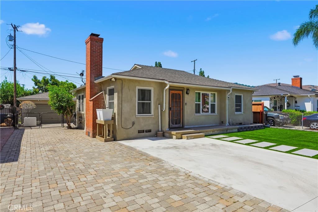 Home at 1656 Vejar, Pomona — photo 5 of 12