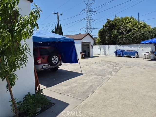 Home at 215 Ramada Avenue, La Puente — photo 3 of 12