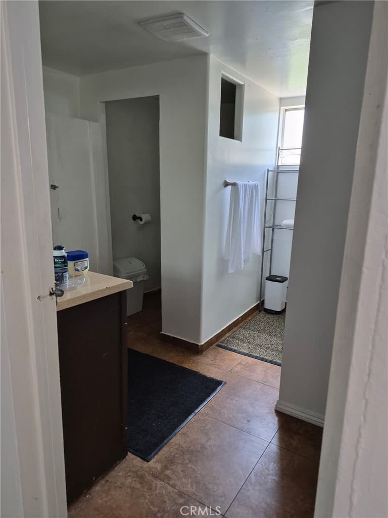 Home at 215 Ramada Avenue, La Puente — photo 8 of 12