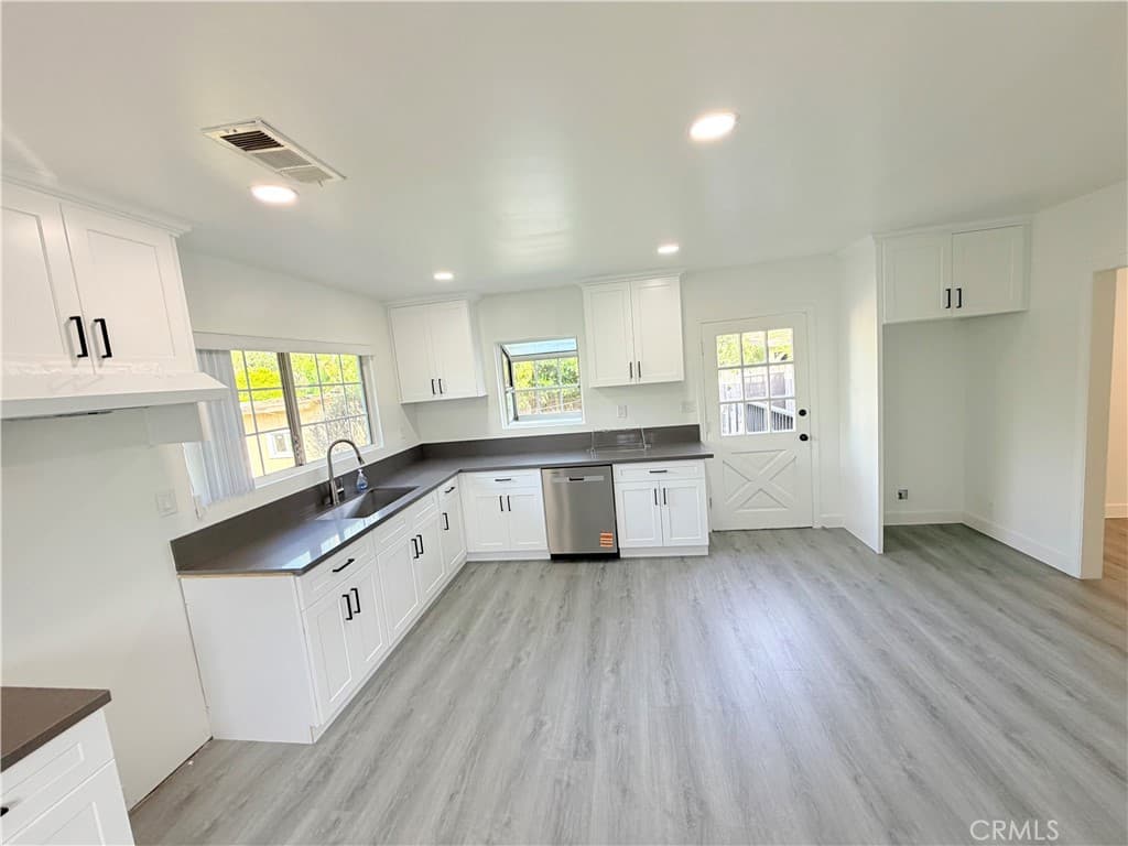 Home at 15459 Three Palms Street, Hacienda Heights — photo 3 of 12