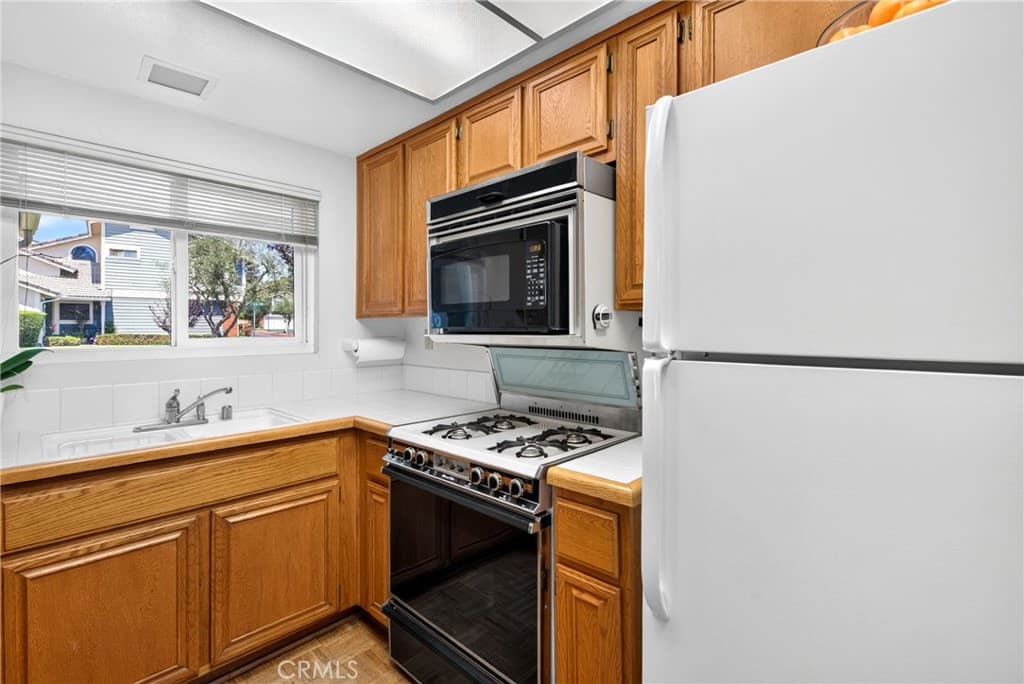 Condo at 2001 Silver Hawk 1, Diamond Bar — photo 11 of 12
