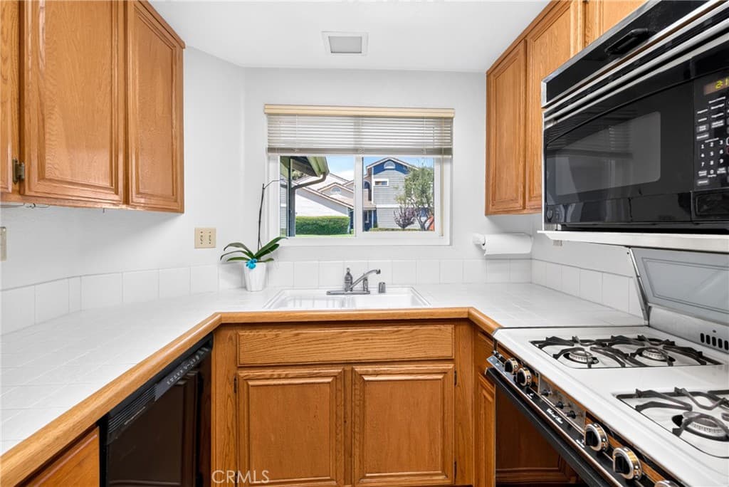 Condo at 2001 Silver Hawk 1, Diamond Bar — photo 12 of 12