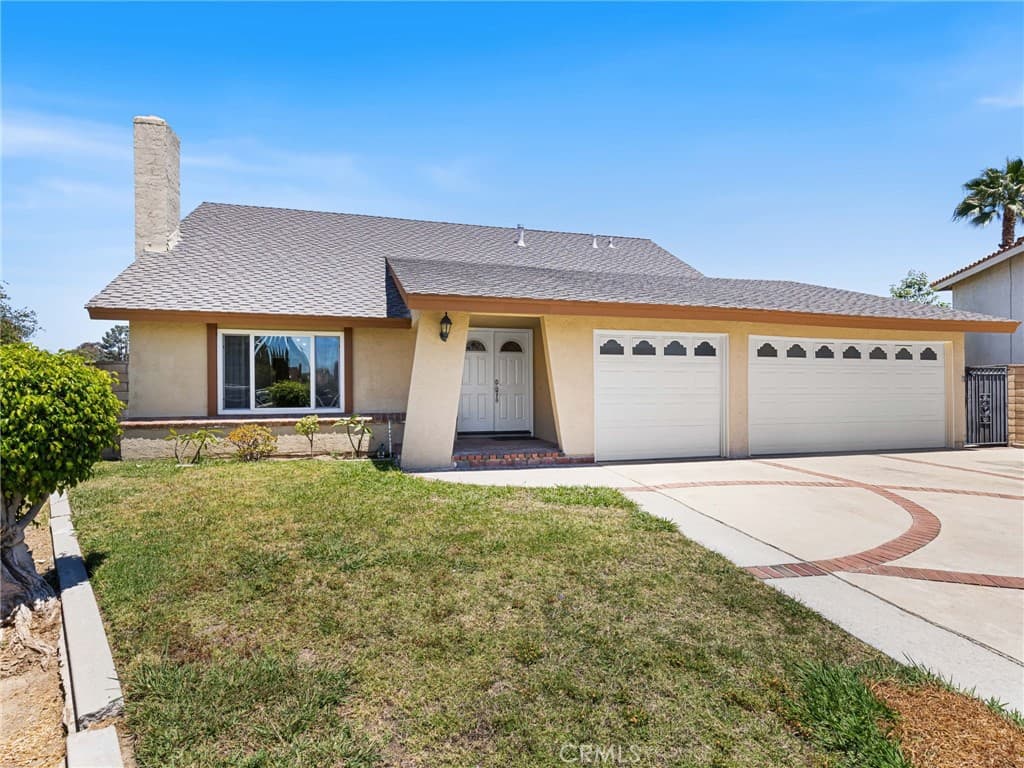 Home at 19721 Katrine Cir, Walnut — photo 3 of 12