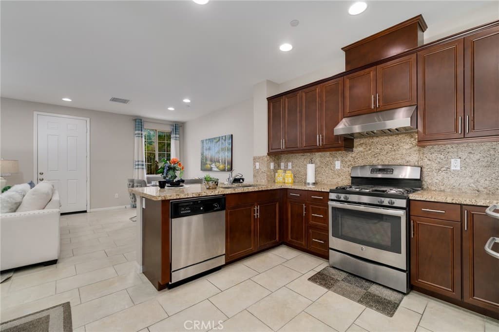 Townhouse at 3212 Willow Creek, West Covina — photo 6 of 12