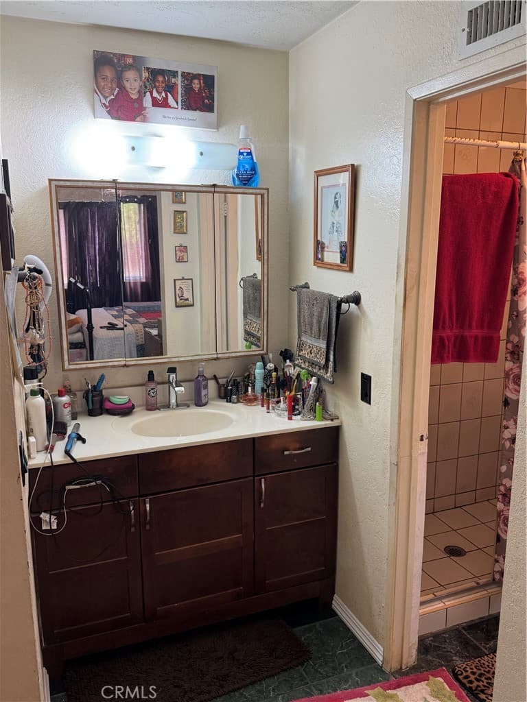 Home at 1669 W Phillips Drive, Pomona — photo 10 of 12