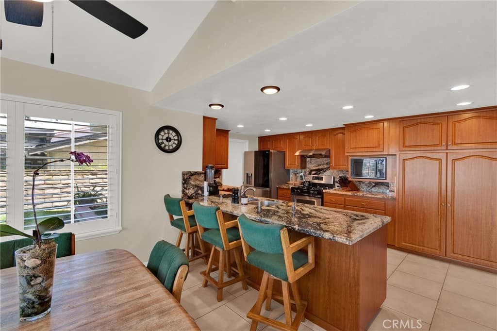 Home at 559 Great Bend, Diamond Bar — photo 10 of 12