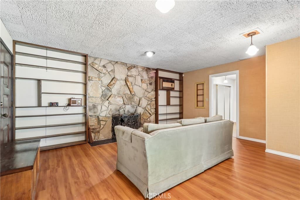 Home at 911 W Lucille Avenue, West Covina — photo 8 of 12