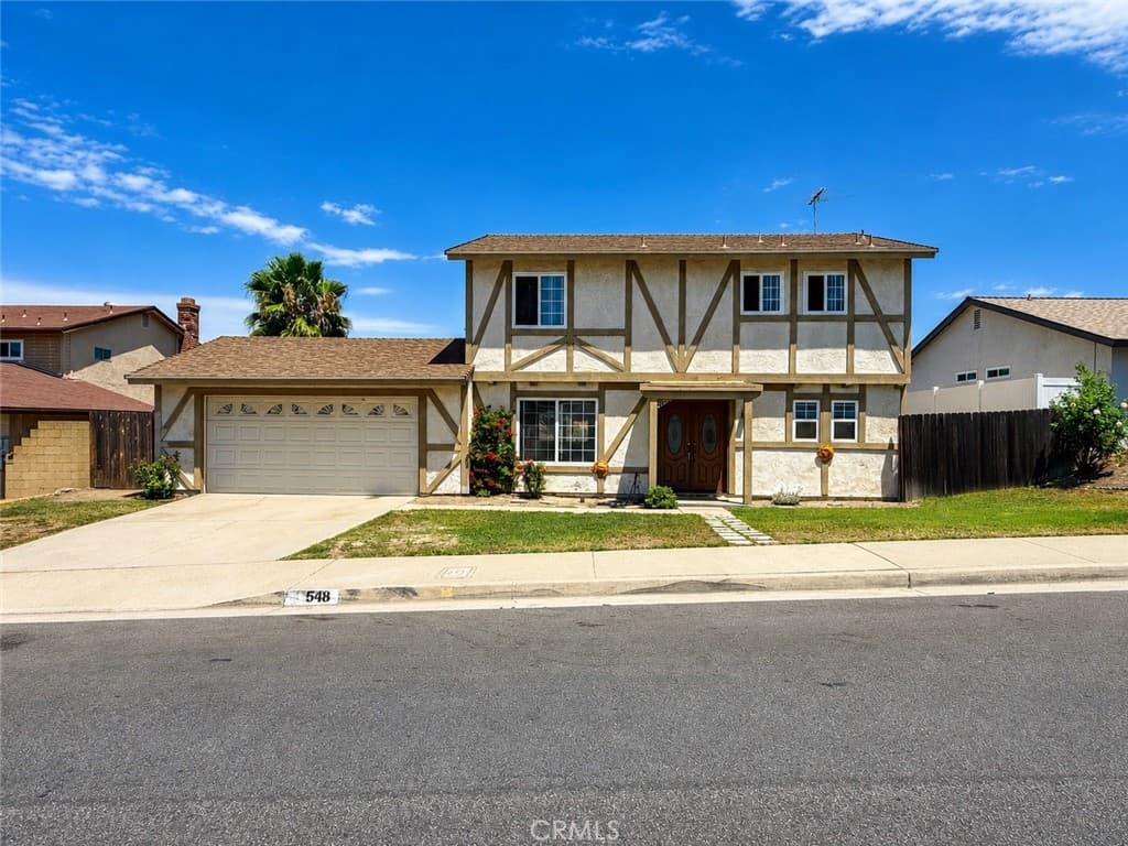 Home at 548 Vista Rambla, Walnut — photo 2 of 12