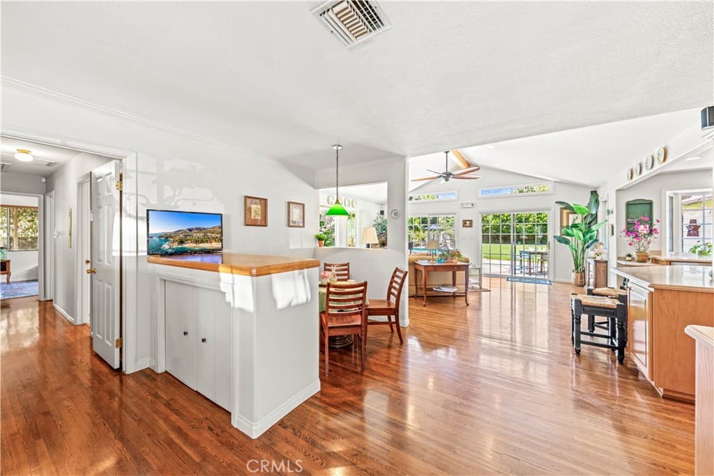 Home at 135 E Las Flores Ave, Arcadia — photo 11 of 12