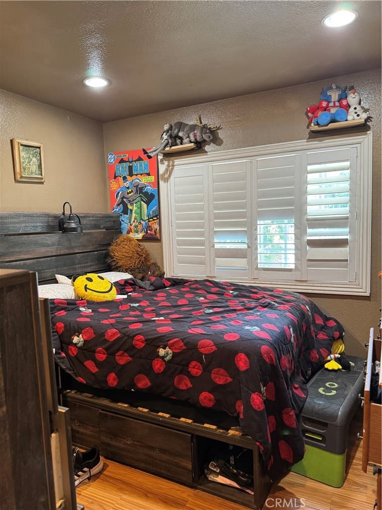 Home at 150 N Soldano, Azusa — photo 11 of 12