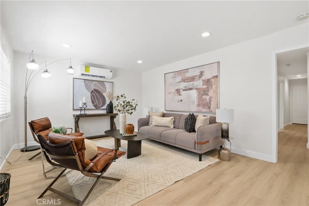 Home at 560 La Seda, La Puente — photo 7 of 12