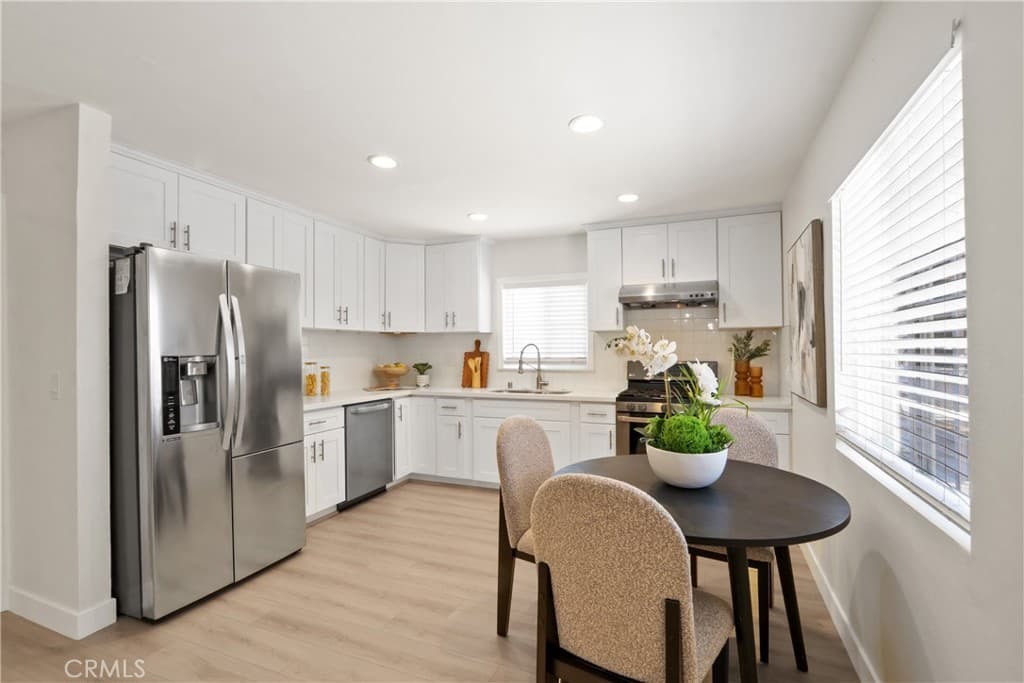 Home at 560 La Seda, La Puente — photo 10 of 12