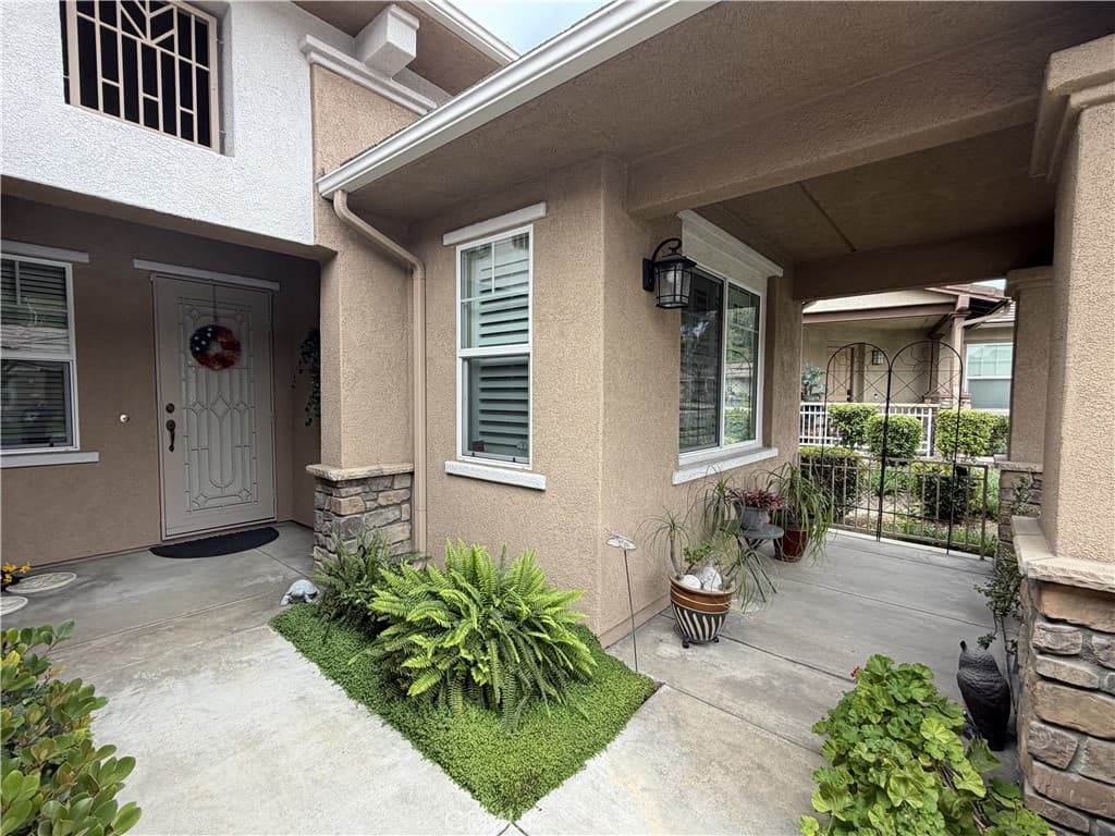 Home at 21578 Magnolia, Walnut — photo 5 of 12