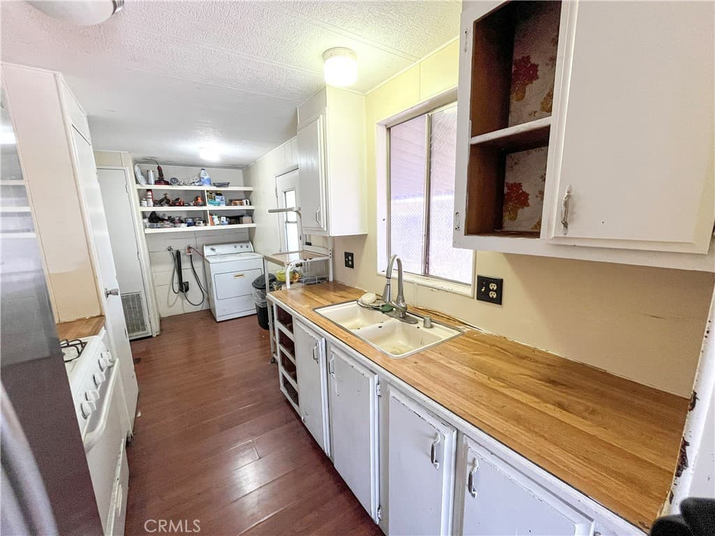 Home at 716 N Grand Avenue H5, Covina — photo 12 of 12