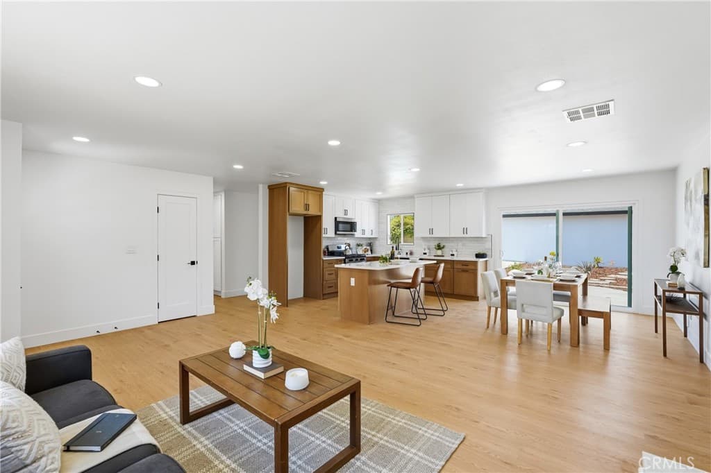 Home at 735 W Heber, Glendora — photo 8 of 12
