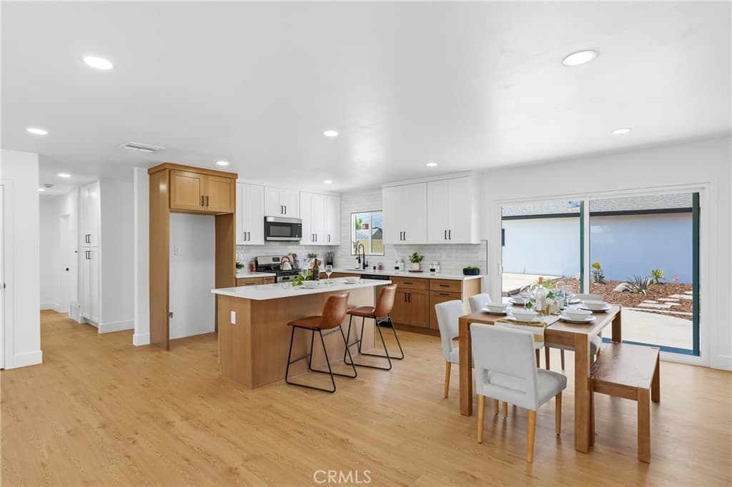 Home at 735 W Heber, Glendora — photo 10 of 12