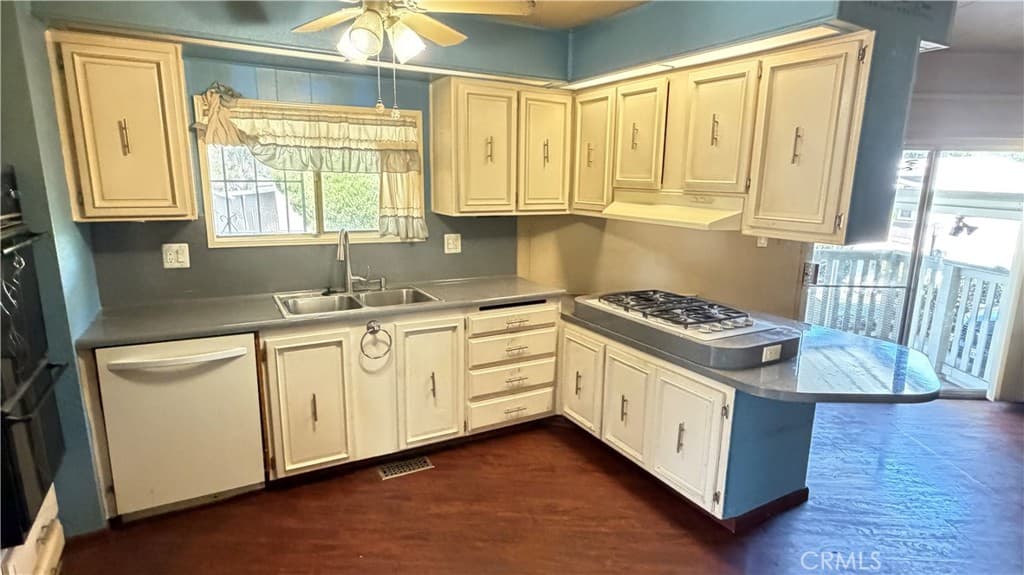 Home at 17350 E Temple Avenue 4, La Puente — photo 8 of 12