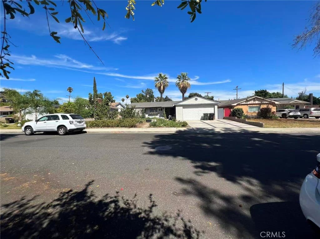 Home at 1522 Densmore Street, Pomona — photo 2 of 12