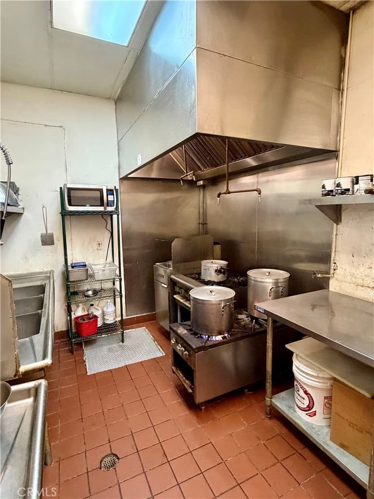 Home at 1122 S Diamond Bar Boulevard, Diamond Bar — photo 10 of 12