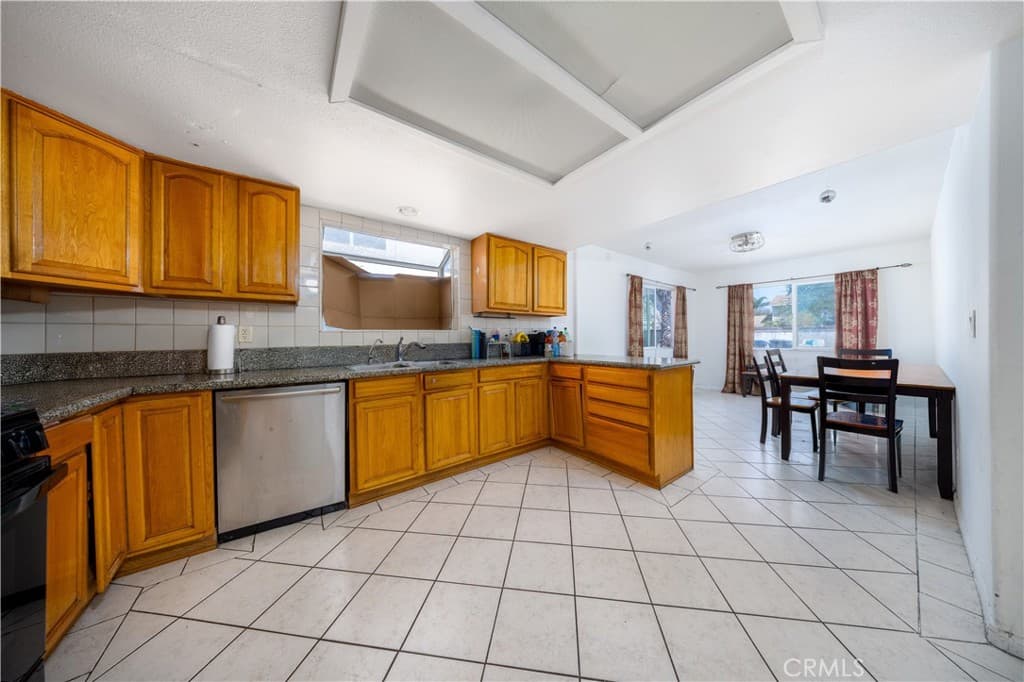 Condo at 3908 Baldwin Park Boulevard, Baldwin Park — photo 3 of 12