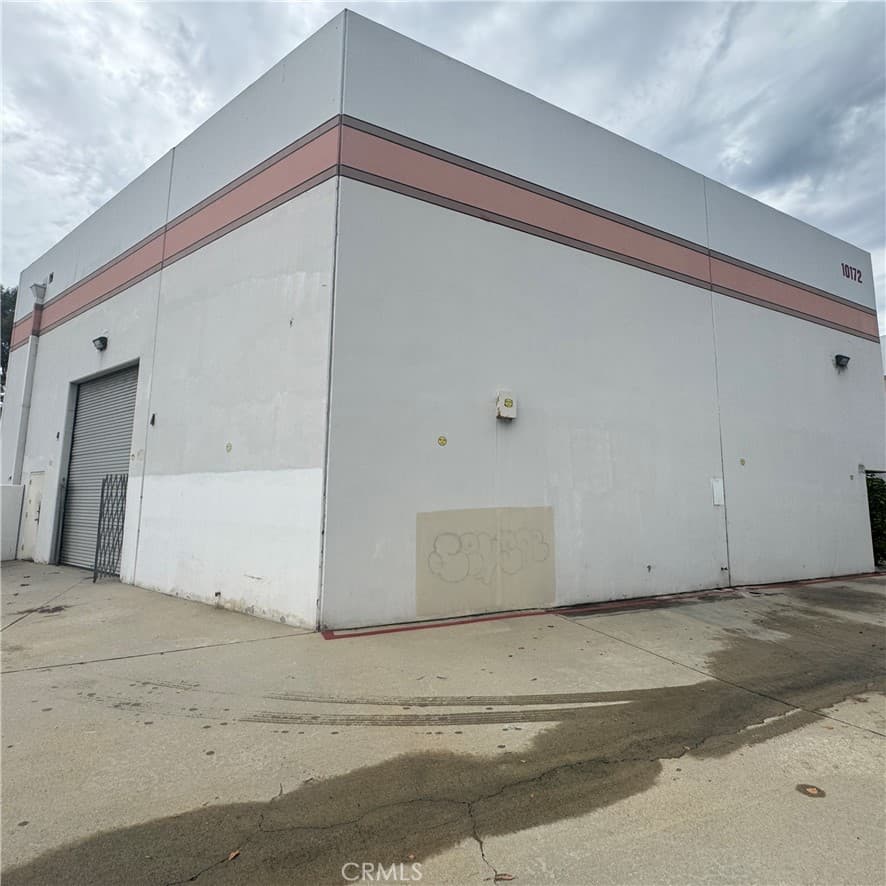 Commercial at 10172 Olney, El Monte — photo 1 of 7