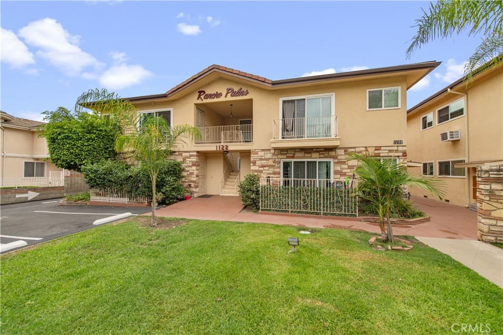 Condo at 1122 W Huntington Drive 9, Arcadia — photo 1 of 12