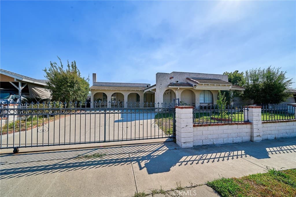 Home at 19116 E Elberland St, West Covina — photo 4 of 12