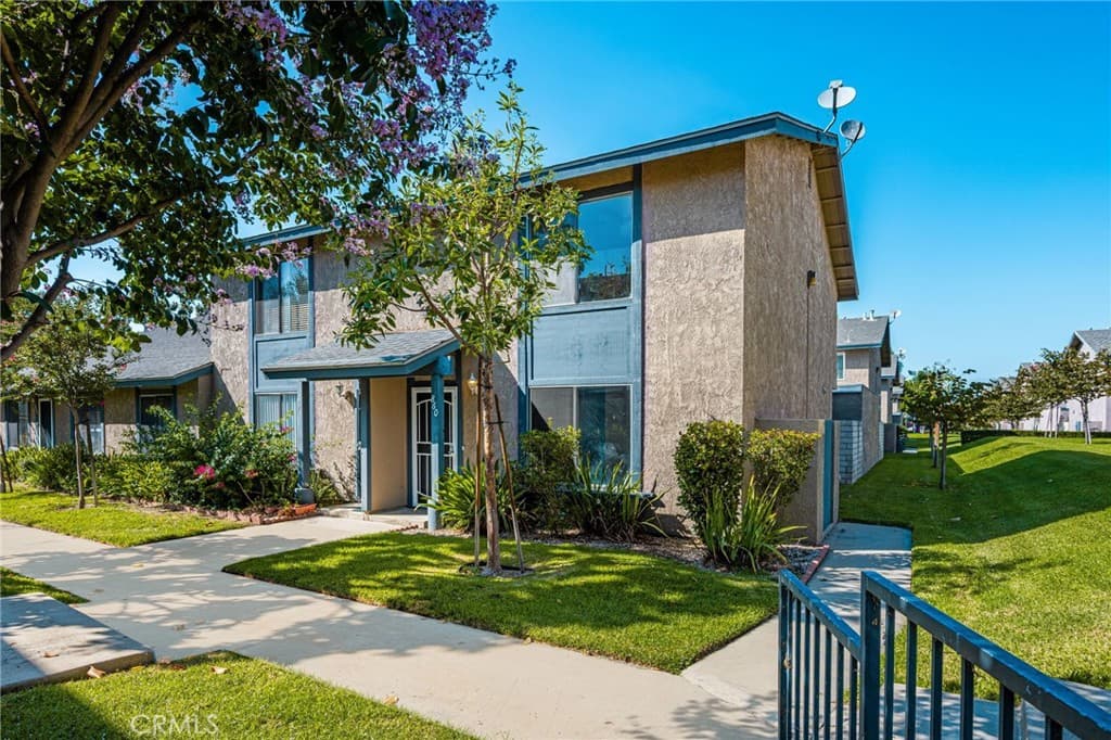 Townhouse at 860 Windwood Drive, Walnut — photo 2 of 12